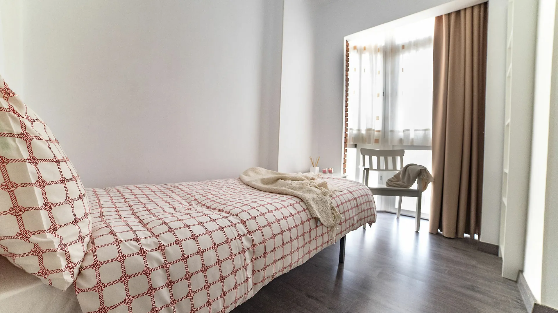 Sea & Wave Sevilla Malaga Apartment